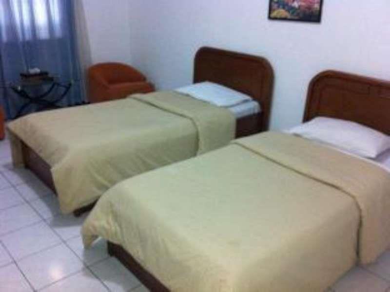 Catellya Guest House Cipaku Bandung Zewnętrze zdjęcie