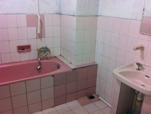 Catellya Guest House Cipaku Bandung Zewnętrze zdjęcie
